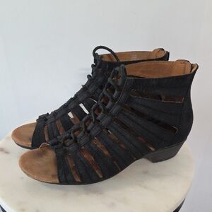 Rockport Black Leather Strappy Cutout Low-Heel Sandals Size 7.5